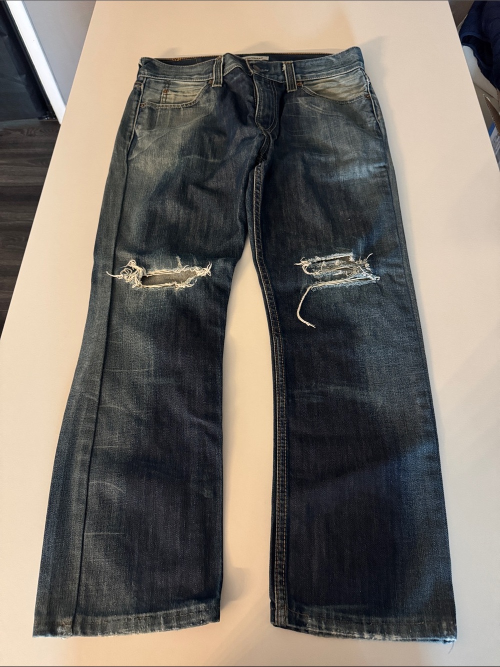 Levi's 506  Men's Distressed Dark Blue Jeans